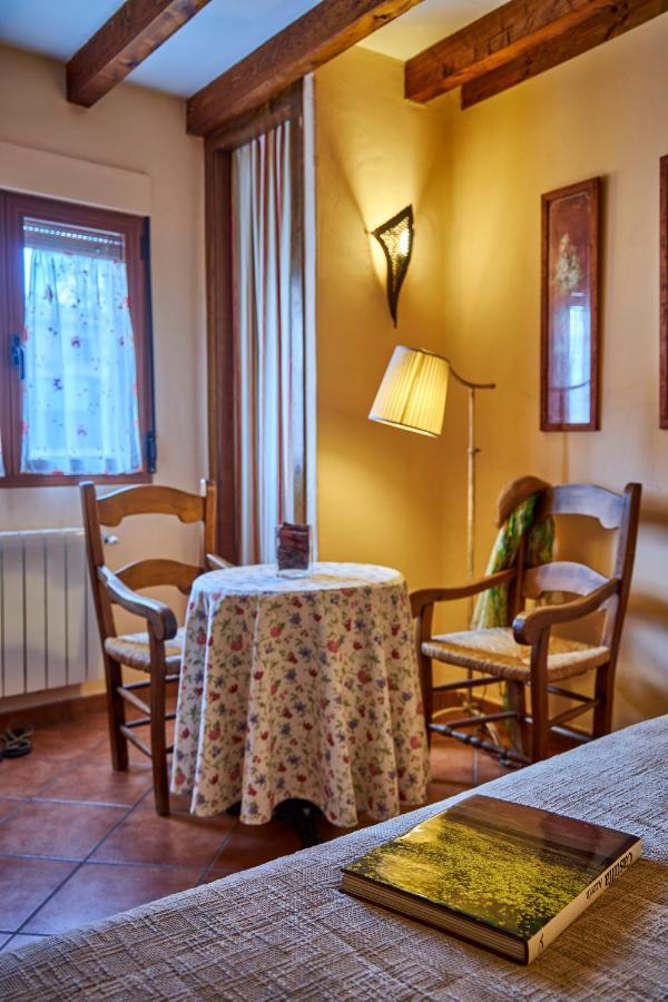Casa Rural Fuente Del Arca Montejo モンテホ・デ・ラ・シエラ エクステリア 写真