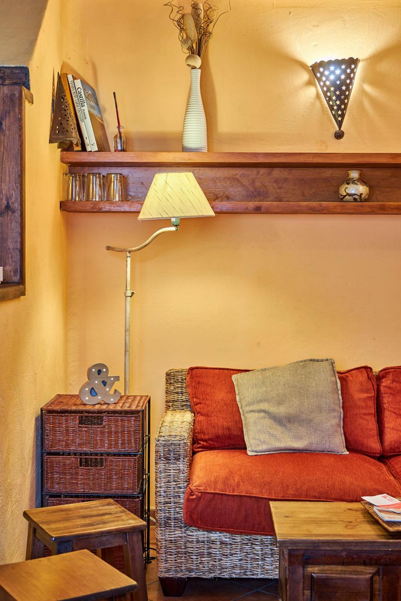 Casa Rural Fuente Del Arca Montejo モンテホ・デ・ラ・シエラ エクステリア 写真